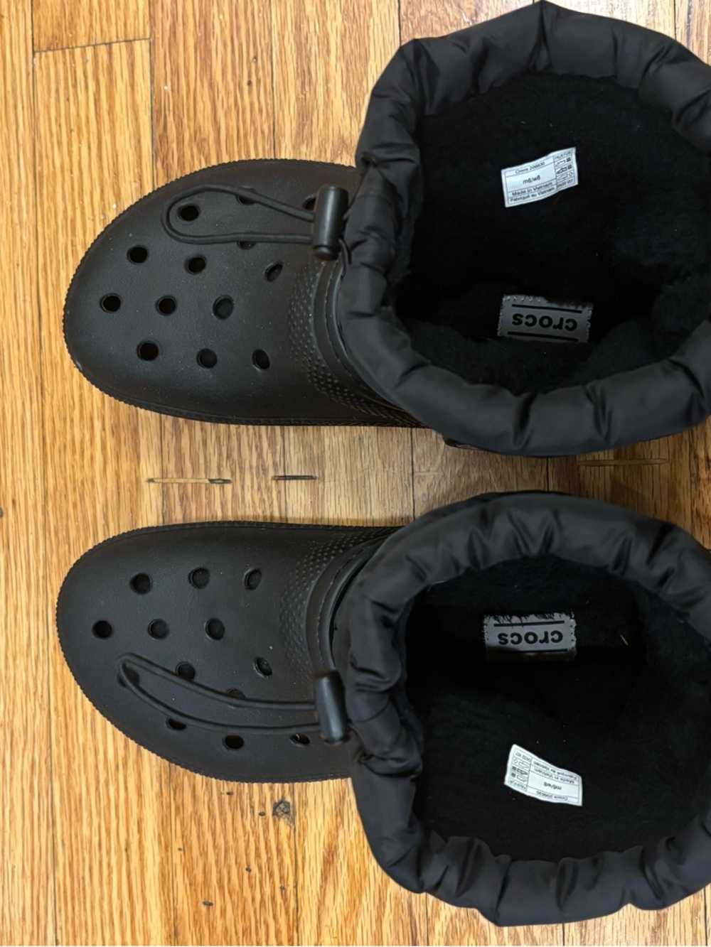 CROCS Black Women's Insulated Ankle Booties - Picture 6 of 8